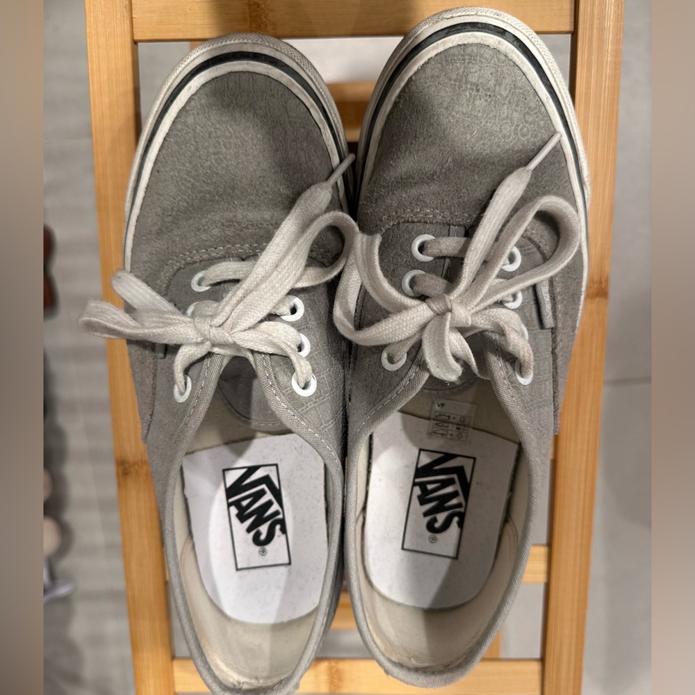 Vans Skate Light Gray Authentic Sneakers W 7.5